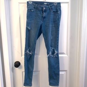 Old Navy rockstar super skinny ripped jeans